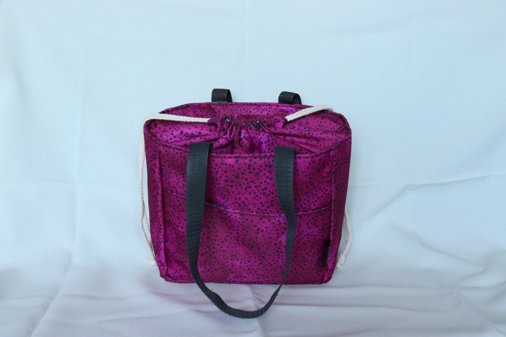 Lunchbag vínový s puntíky