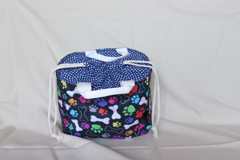 Lunchbag modrý - kostičky, tlapky