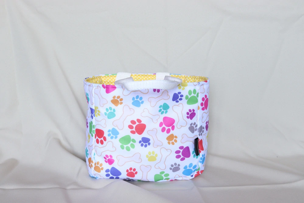 Lunchbag žlutý - kostičky, tlapky